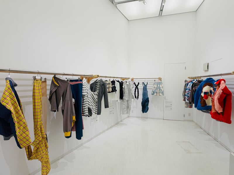 藝大生によるファッションの展示が上野で開催